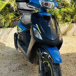 🚦 125cc Scooter. Clean Look. Fast Moves.