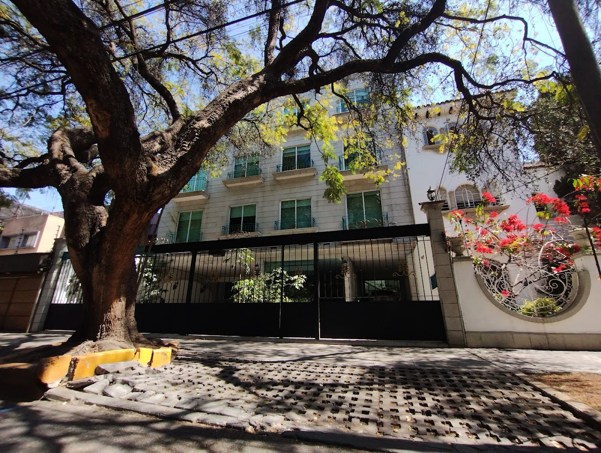 Residence L´Heritage Aristoteles 225 cover