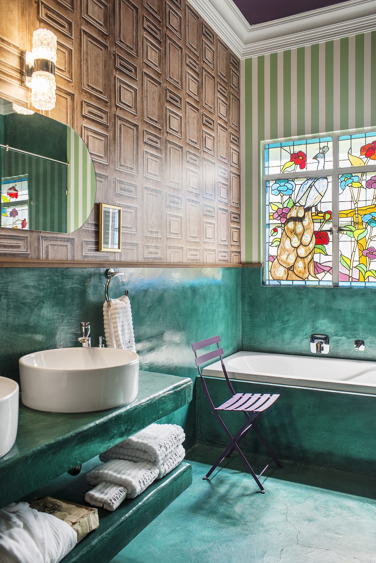 Hotel Pug Seal Polanco Anatole France gallery 3