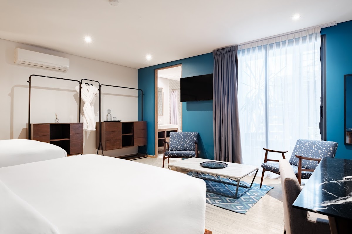Hotel Pug Seal Polanco Allan Poe gallery 9