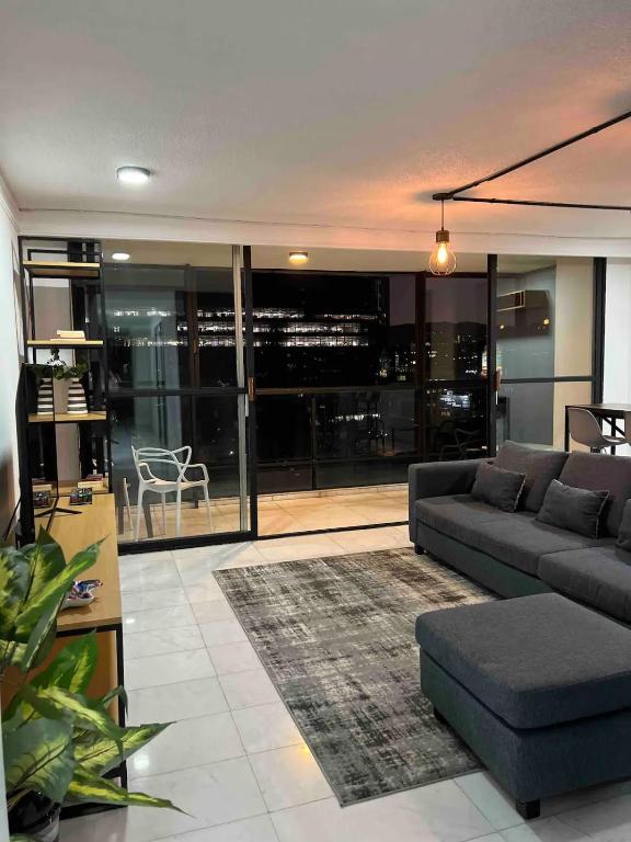 Posh Polanco Stay TV y Escritorios cada habitación gallery 3
