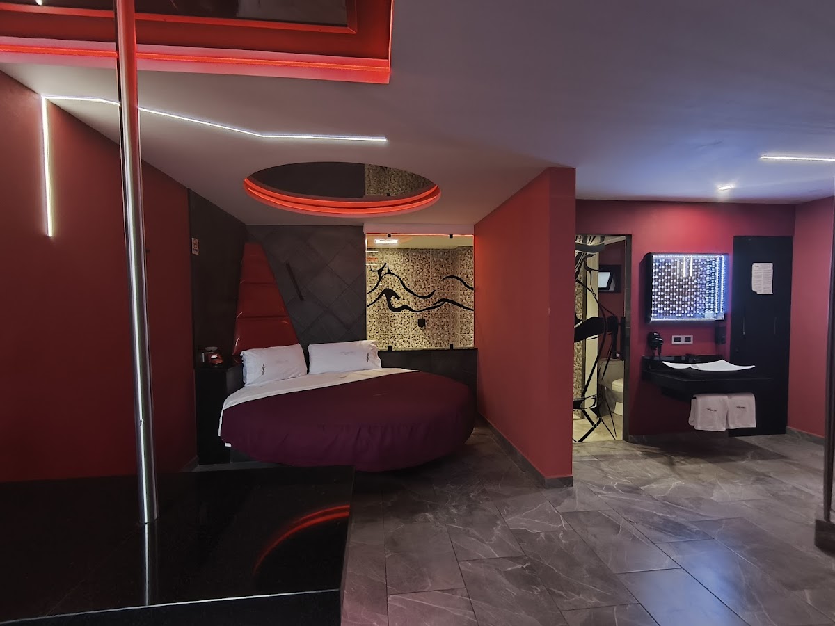 RedGarden Hotel gallery 3