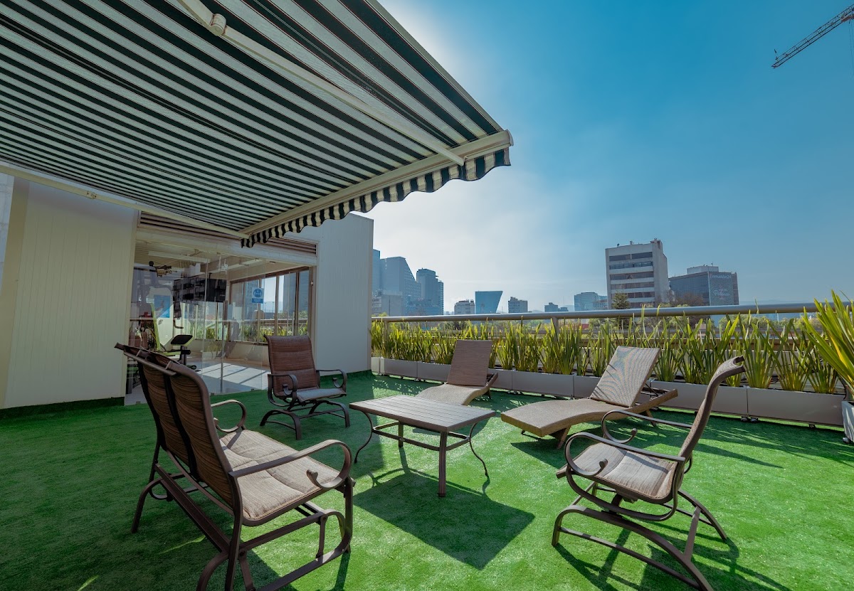 Suites Arquimedes 33 cover
