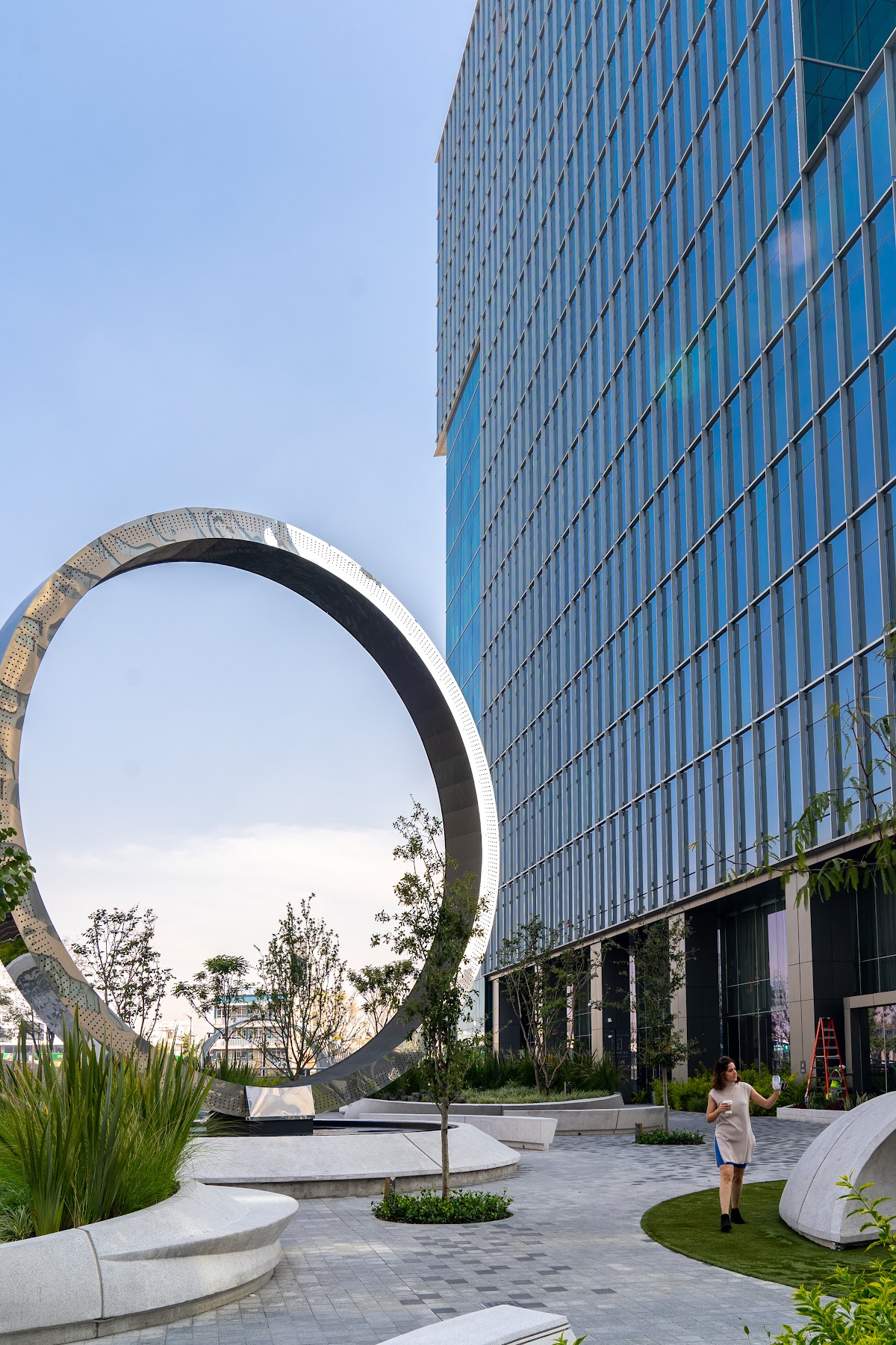 The Square at Corporativo Neuchatel gallery 8