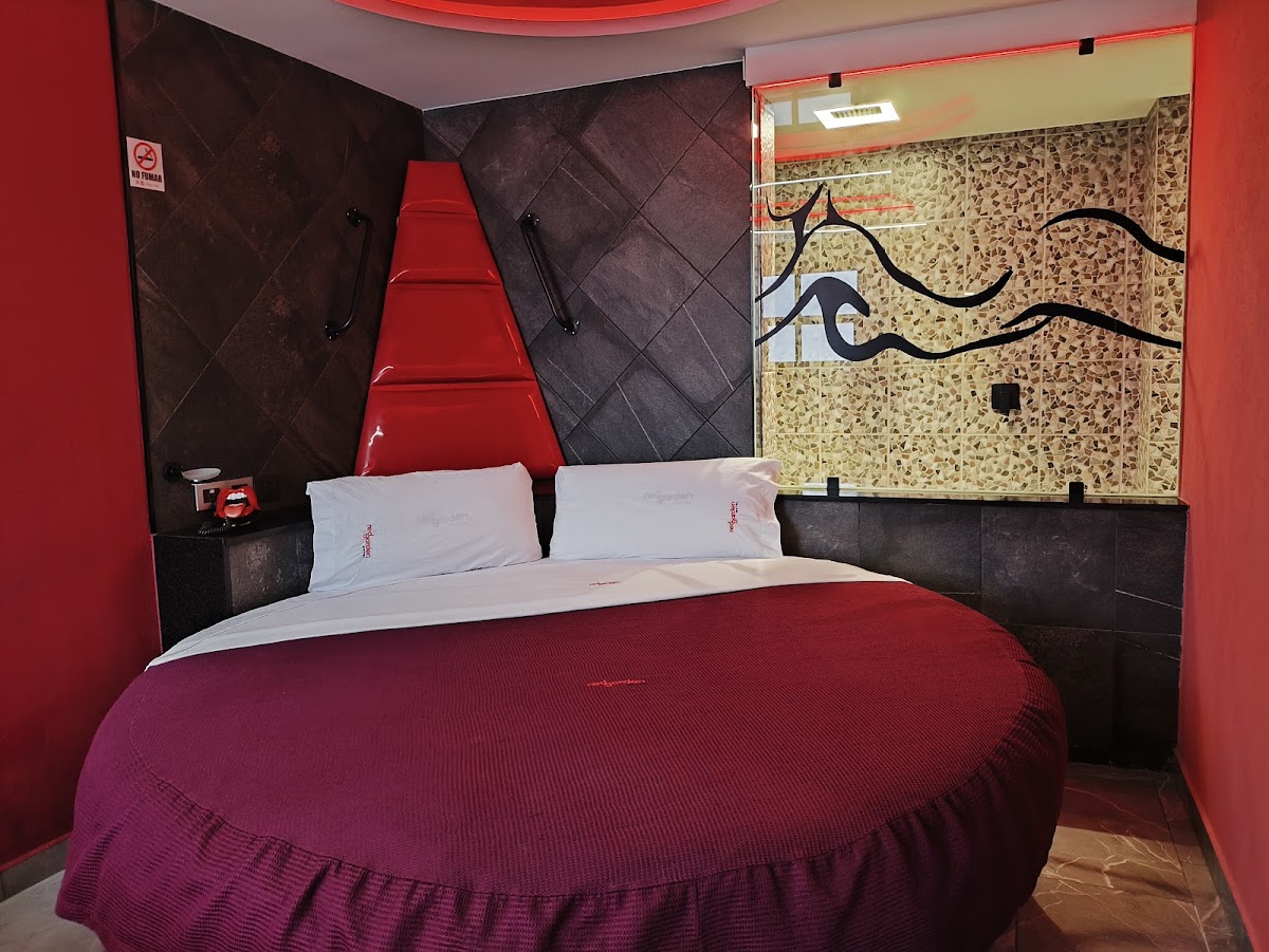 RedGarden Hotel gallery 6