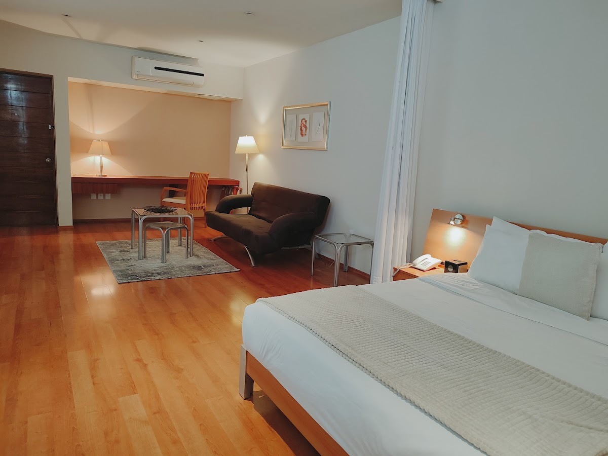 Lombardo Suites gallery 8