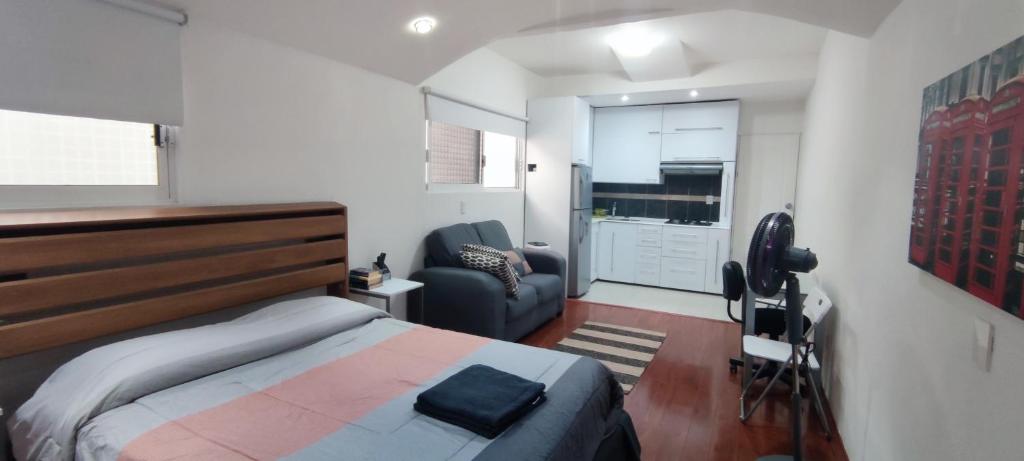 Intimate & Complete Studio in Anzures gallery 2