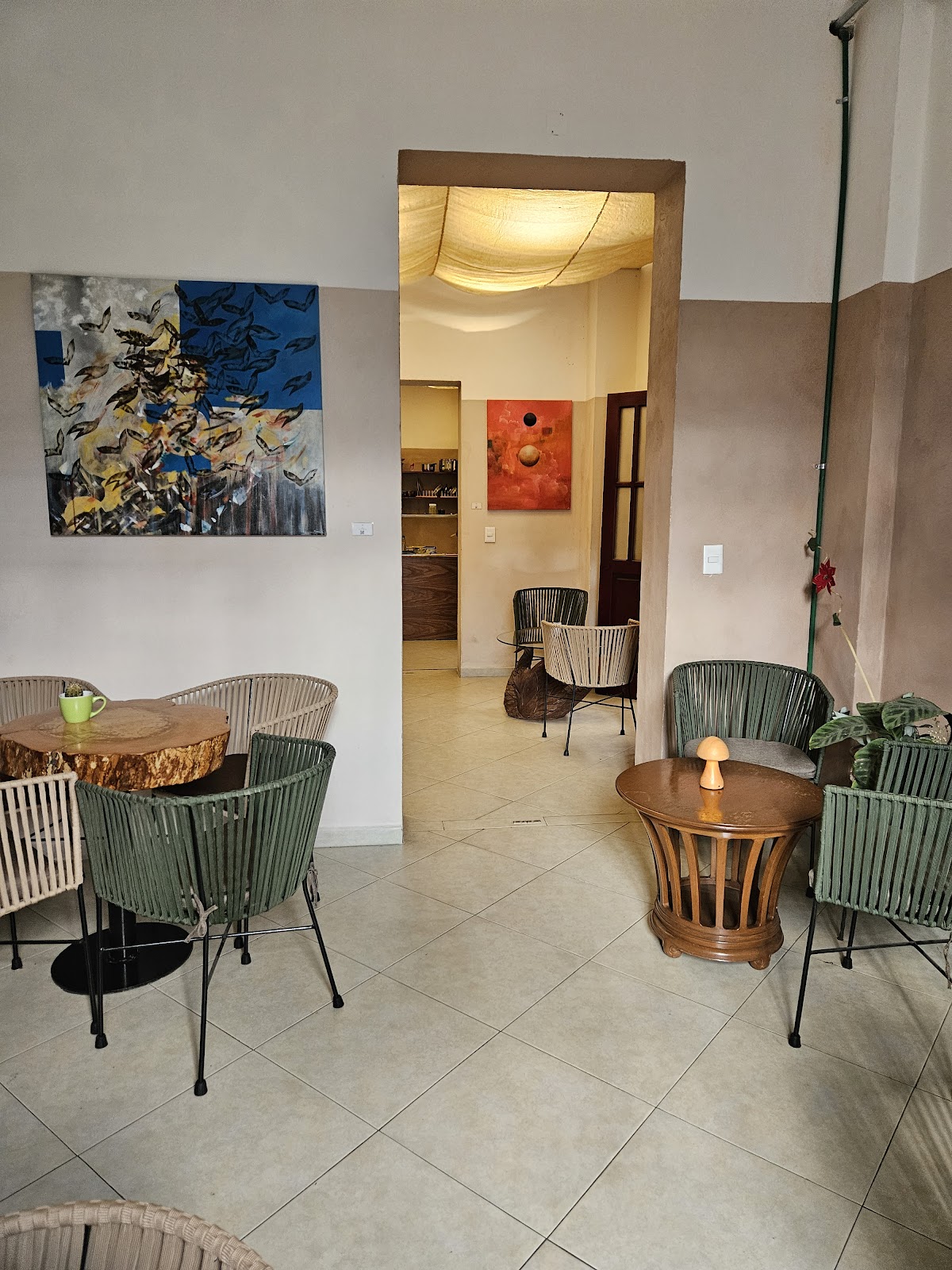 Mona House Cafe gallery 4