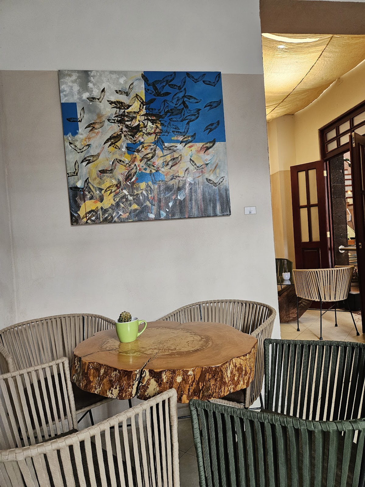 Mona House Cafe gallery 10