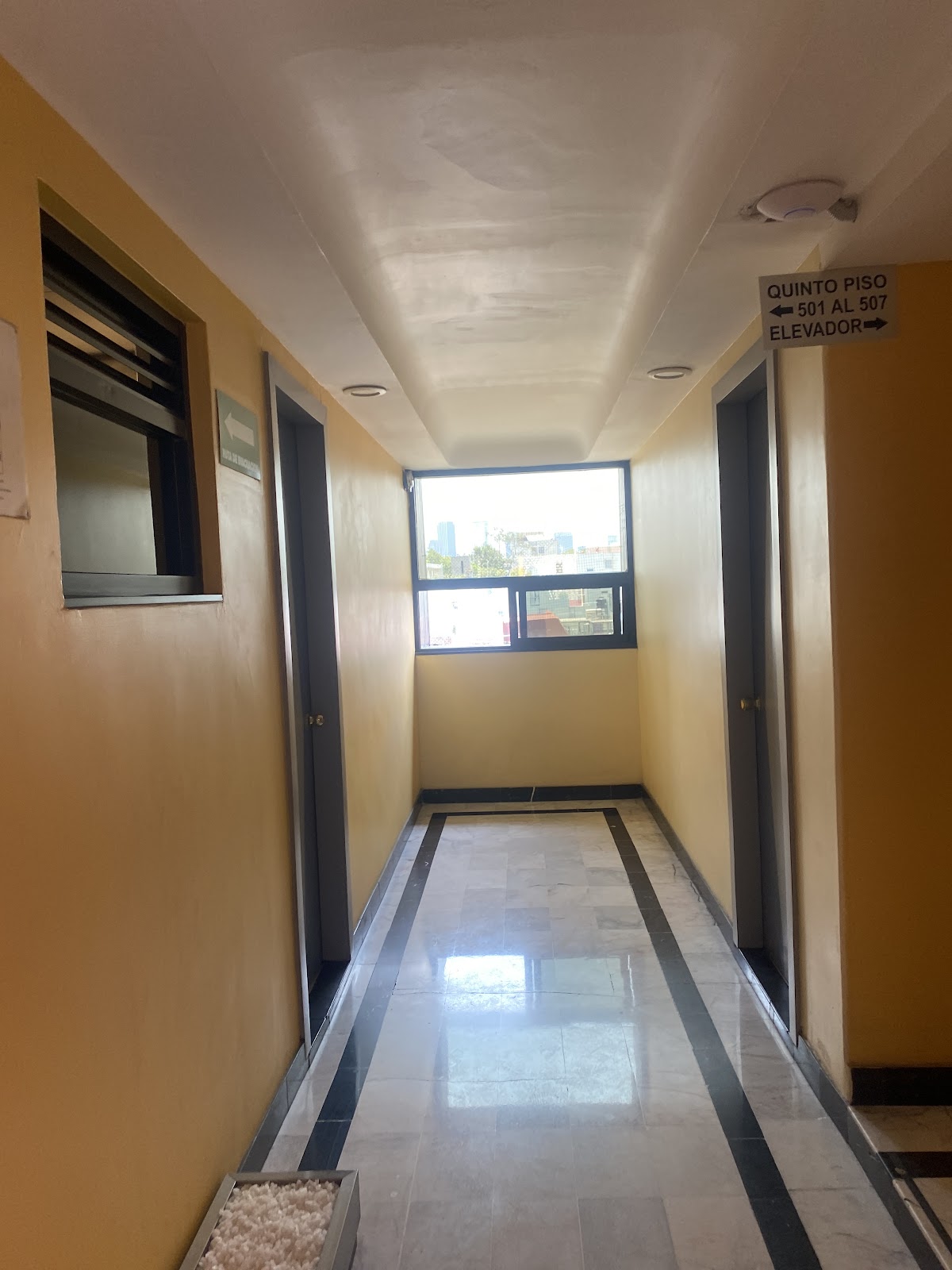 Hotel Garage gallery 5