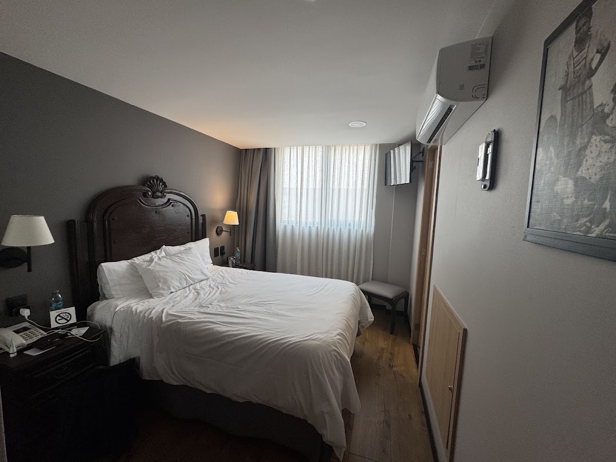 Hotel Canada Central gallery 2