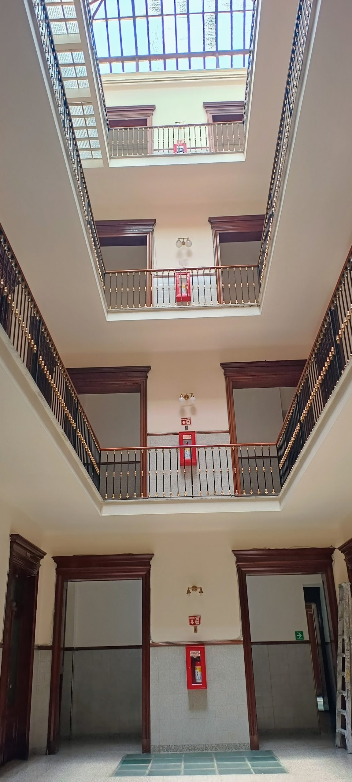 Edificio París gallery 8