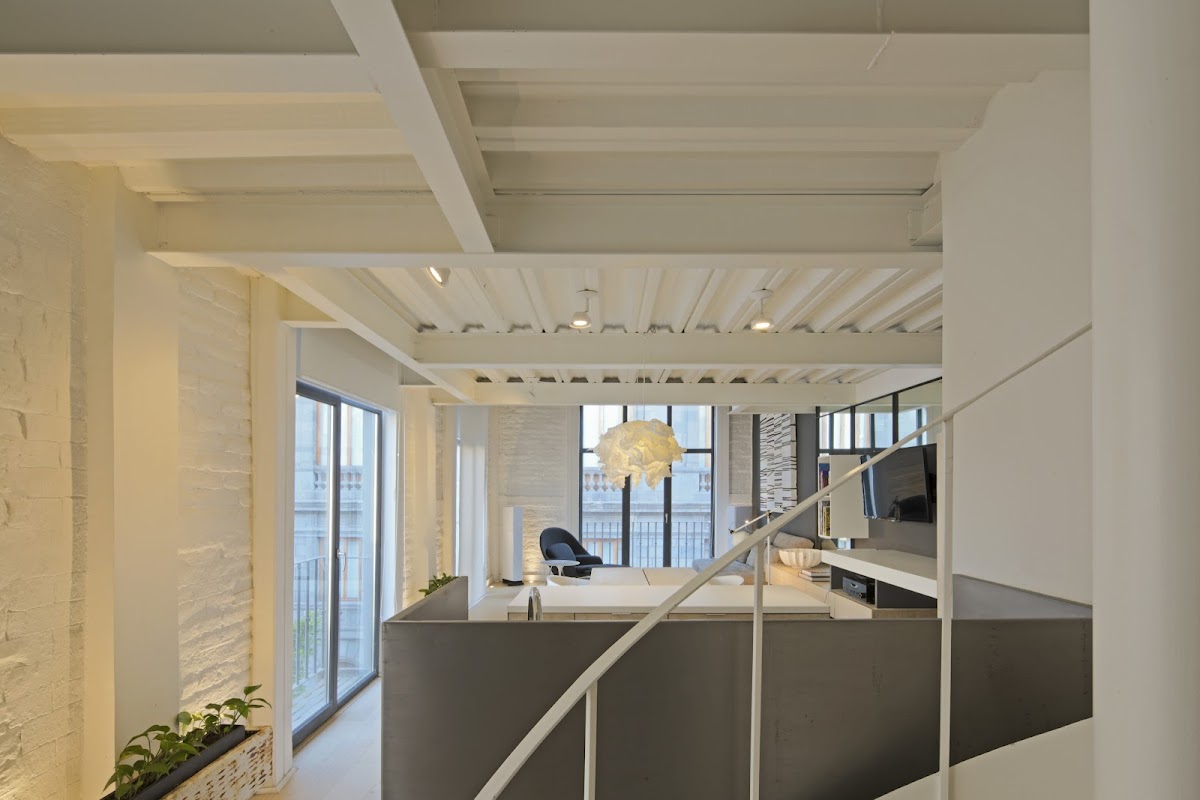 Cozy Loft In The Middle Of Downtown gallery 4