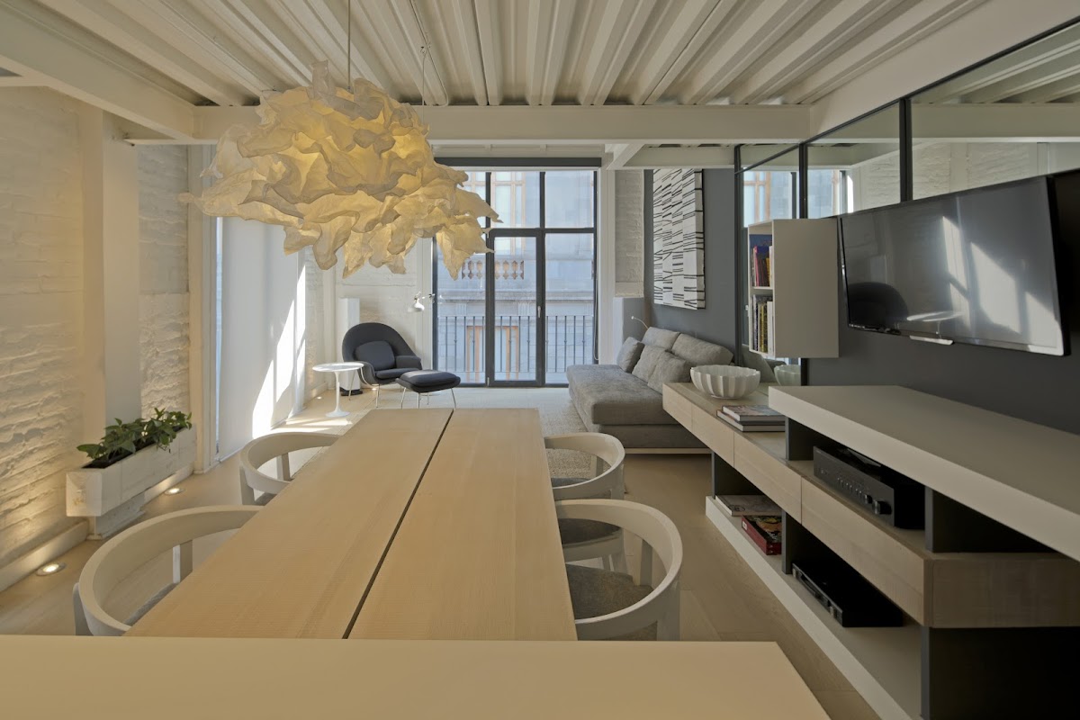 Cozy Loft In The Middle Of Downtown gallery 5