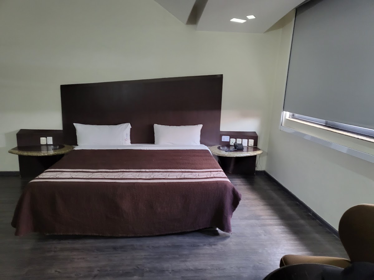 Hotel Aranjuez gallery 10