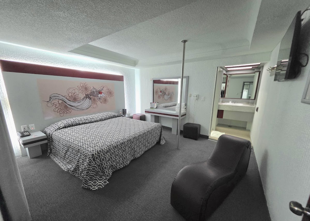 Hotel Latino gallery 2