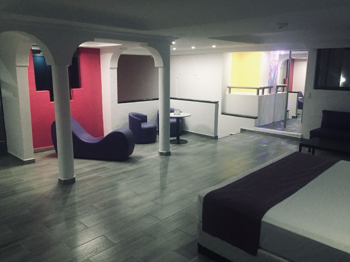 Motel Real La Viga gallery 6