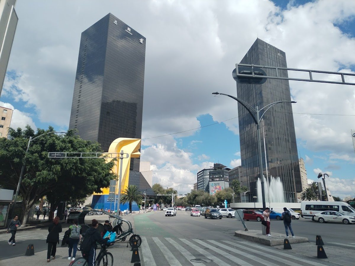 Reforma 77 gallery 5