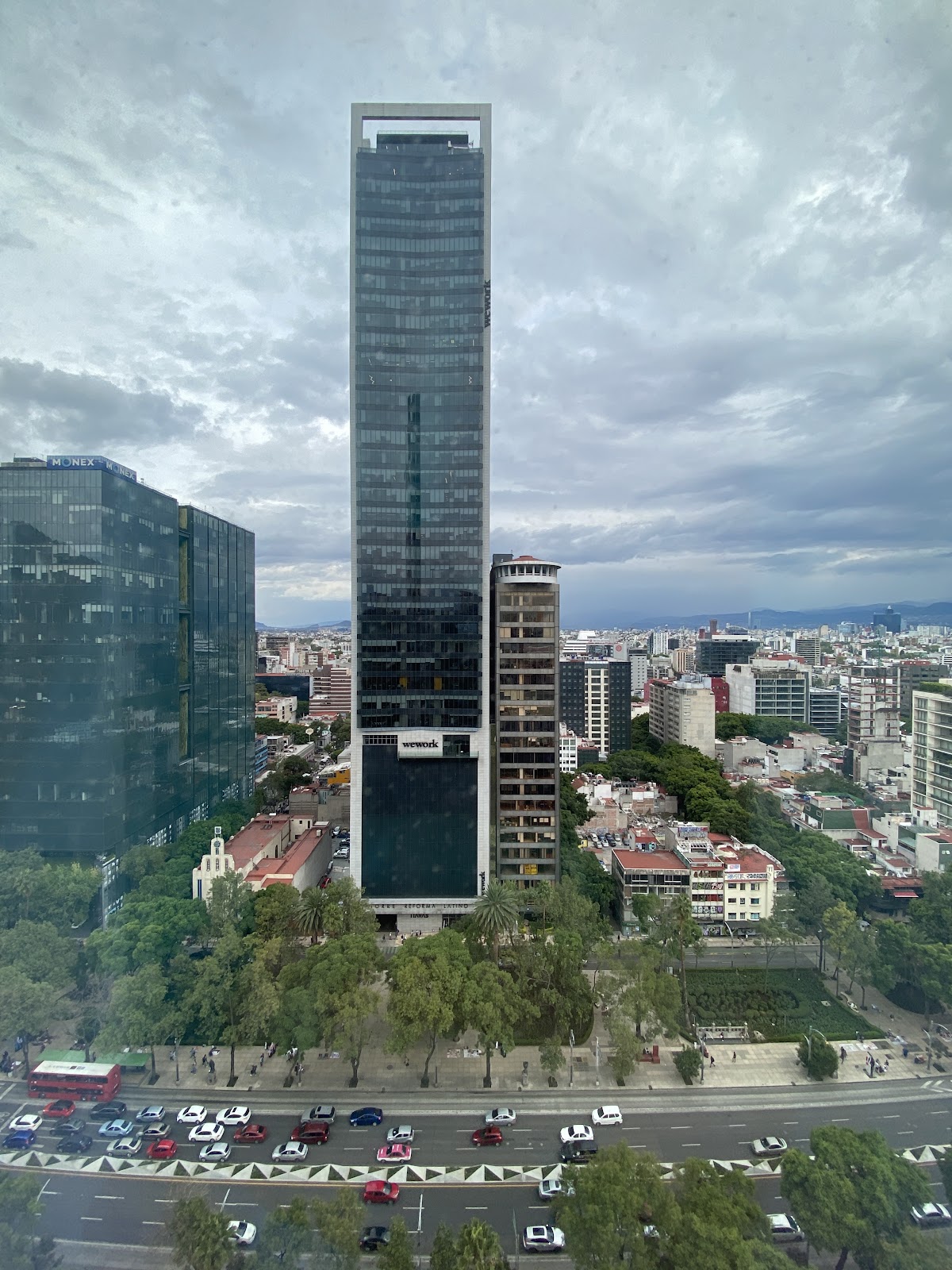 WeWork Espacio de Oficinas & Coworking gallery 6