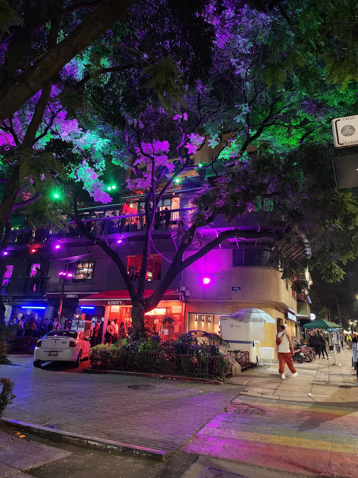 Kinky Bar gallery 3