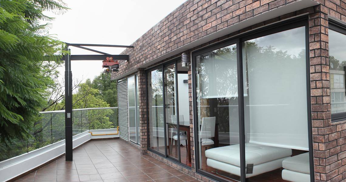 Suites del Valle cover