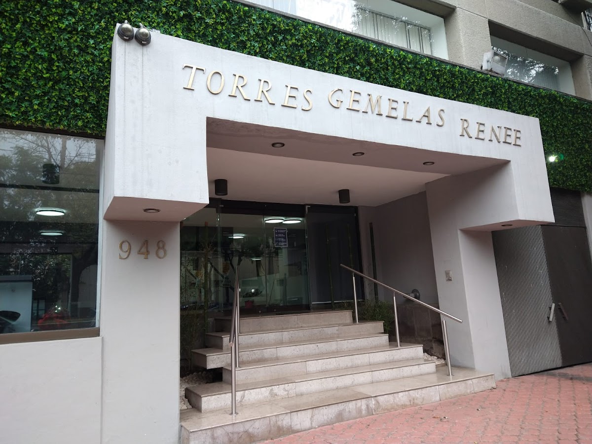 Torres Gemelas Renee gallery 2