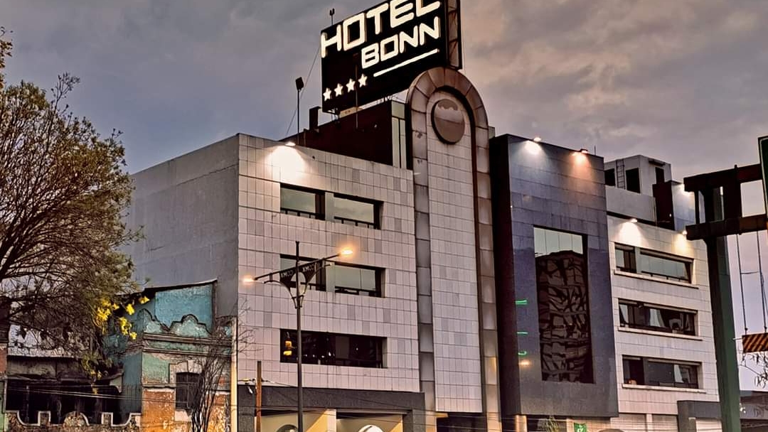 Hotel Bonn cover