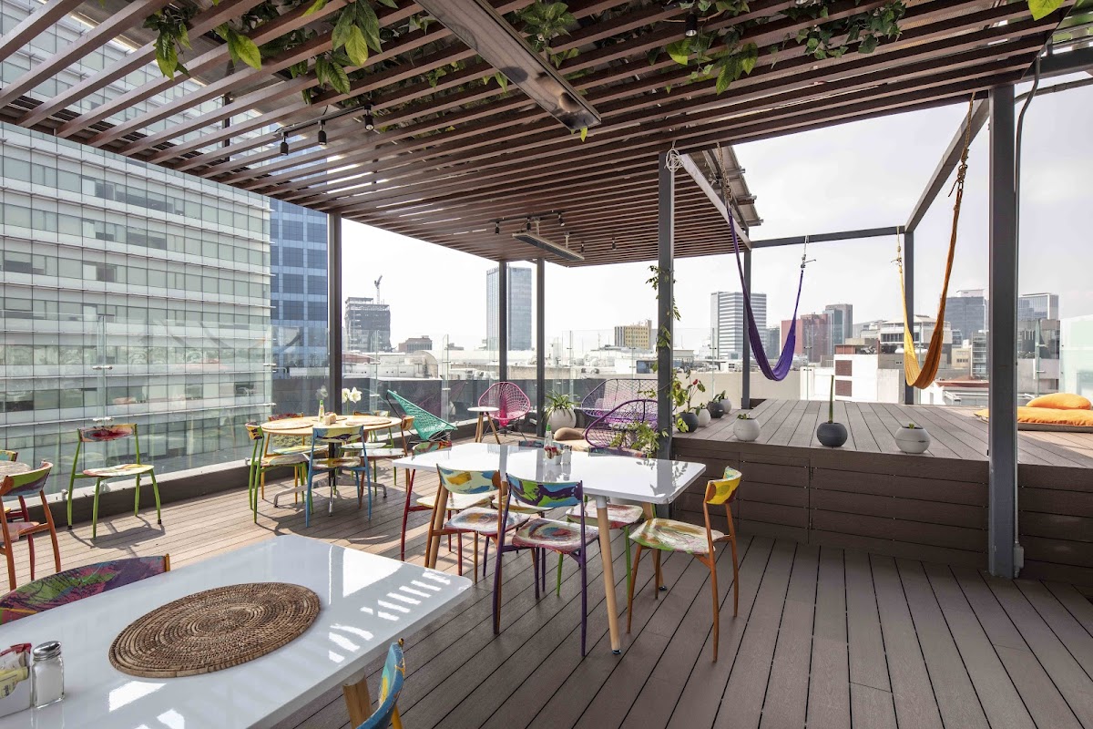 FlowSuites WTC gallery 4
