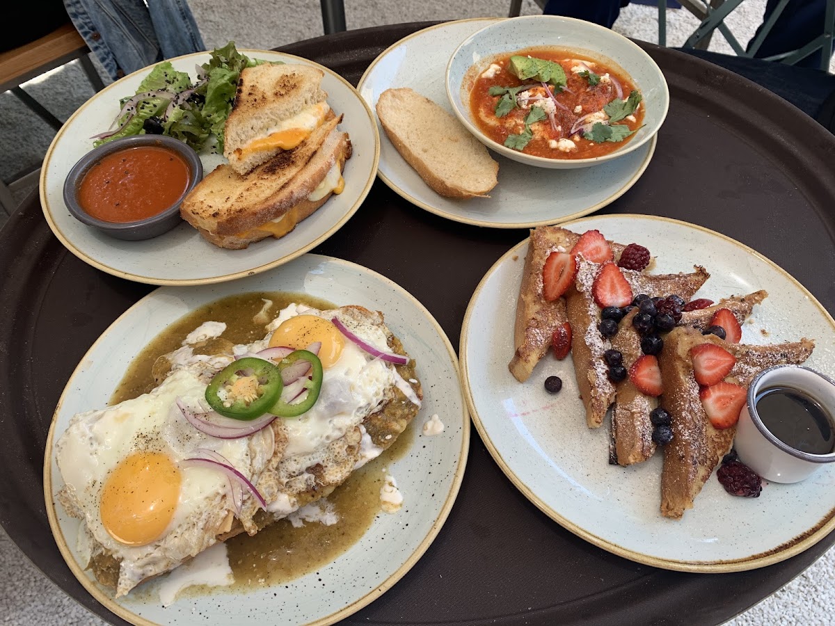 Café C - Del Valle gallery 2