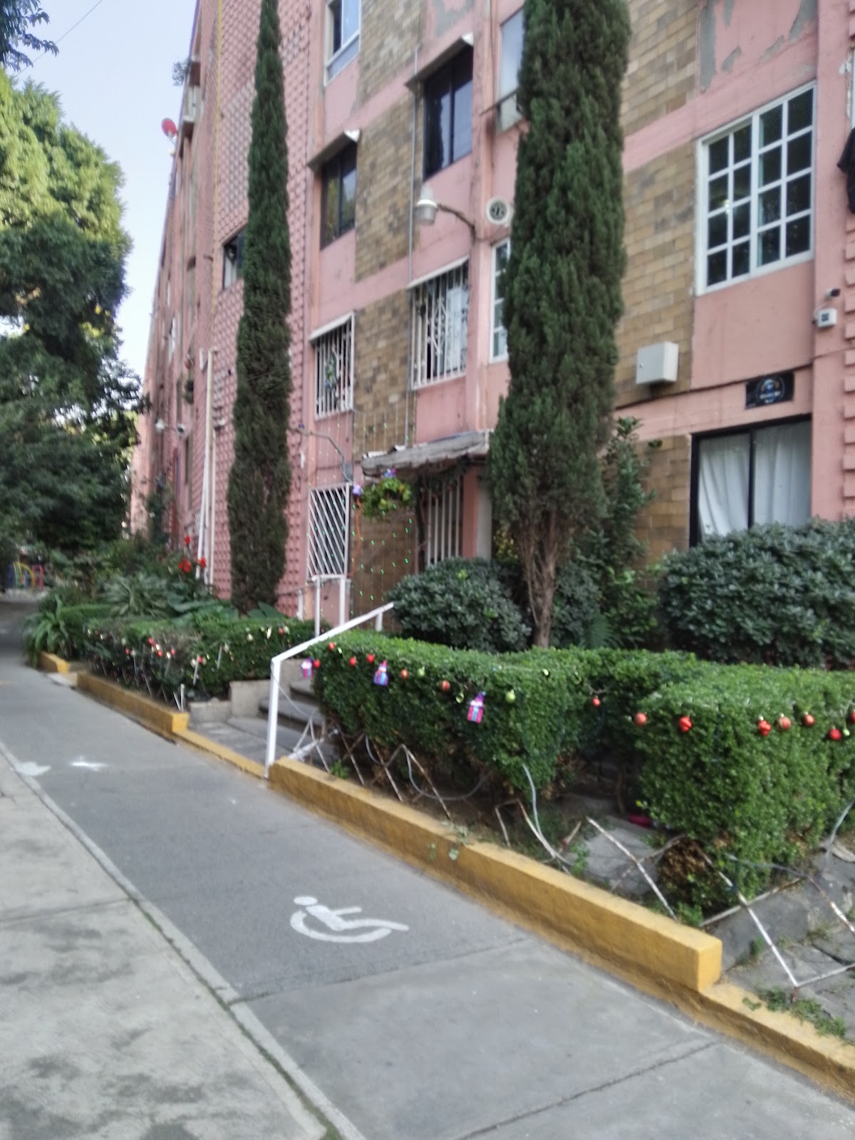 Unidad Habitacional Narvarte IMSS gallery 10