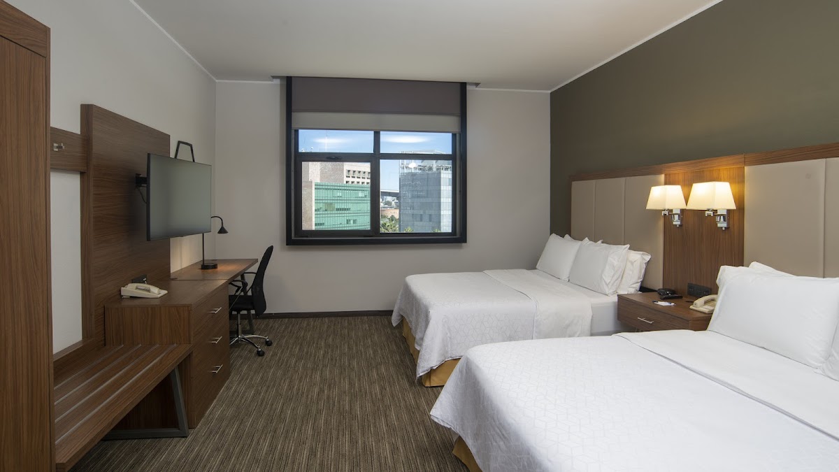 Holiday Inn Express Mexico Santa Fe by IHG gallery 7