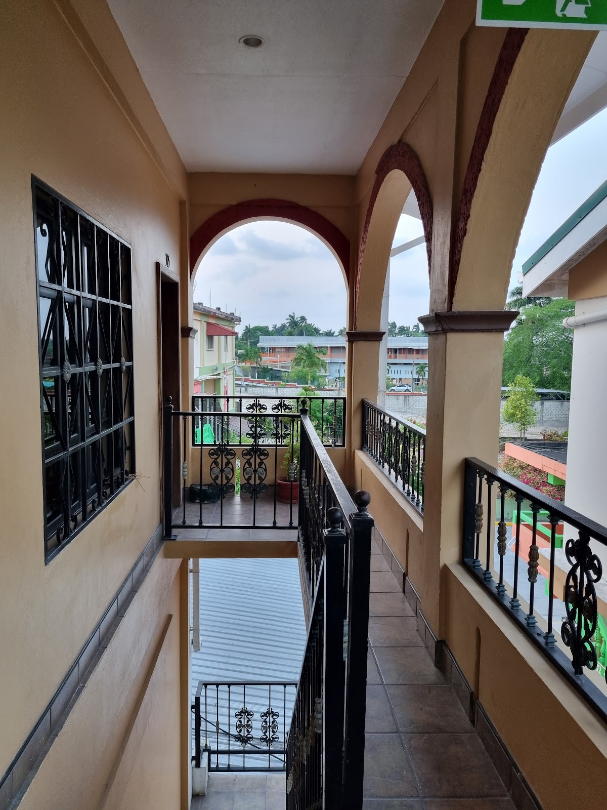 Hotel de la Fuente gallery 10