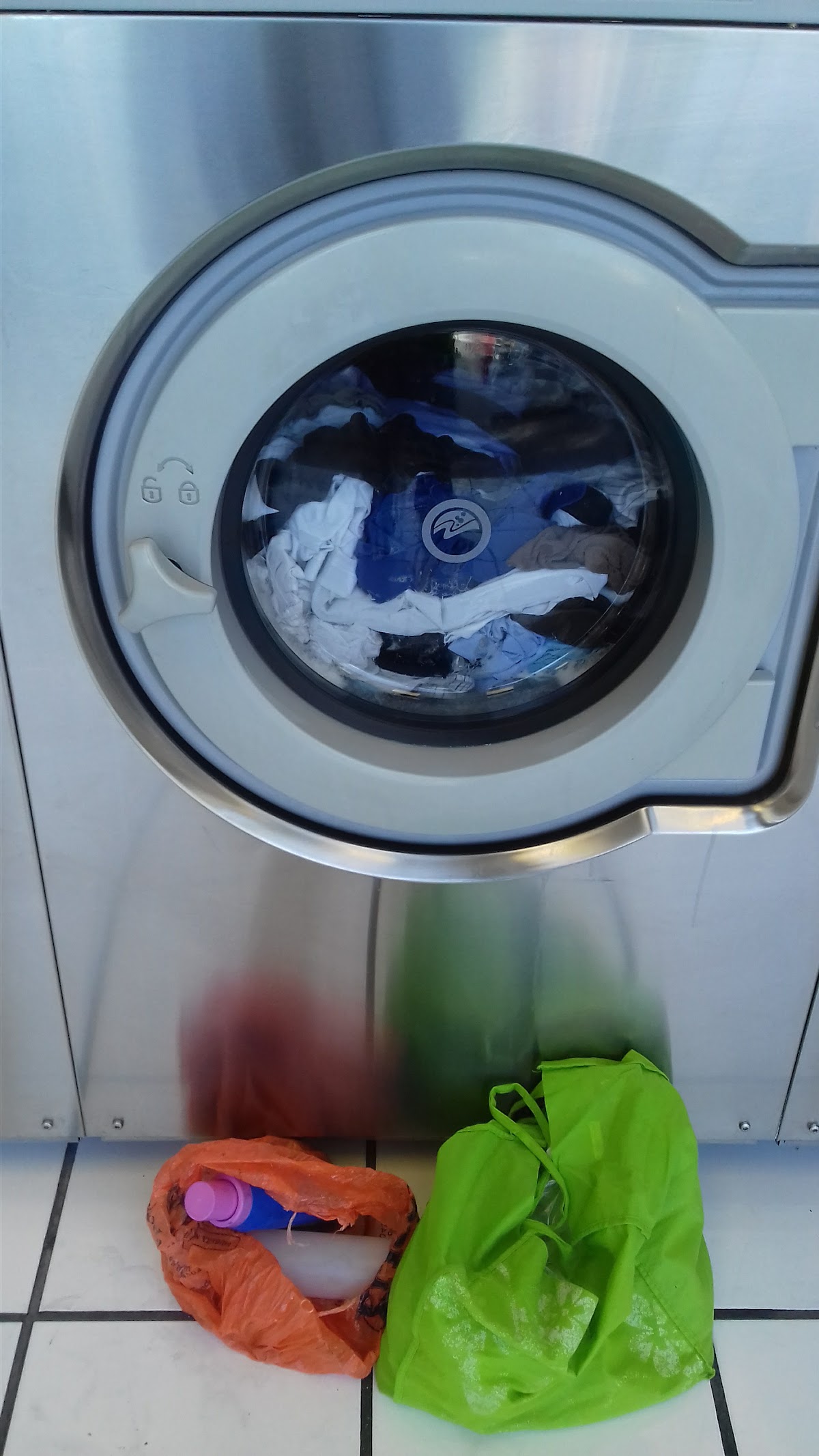 AquaMatic Laundry gallery 8