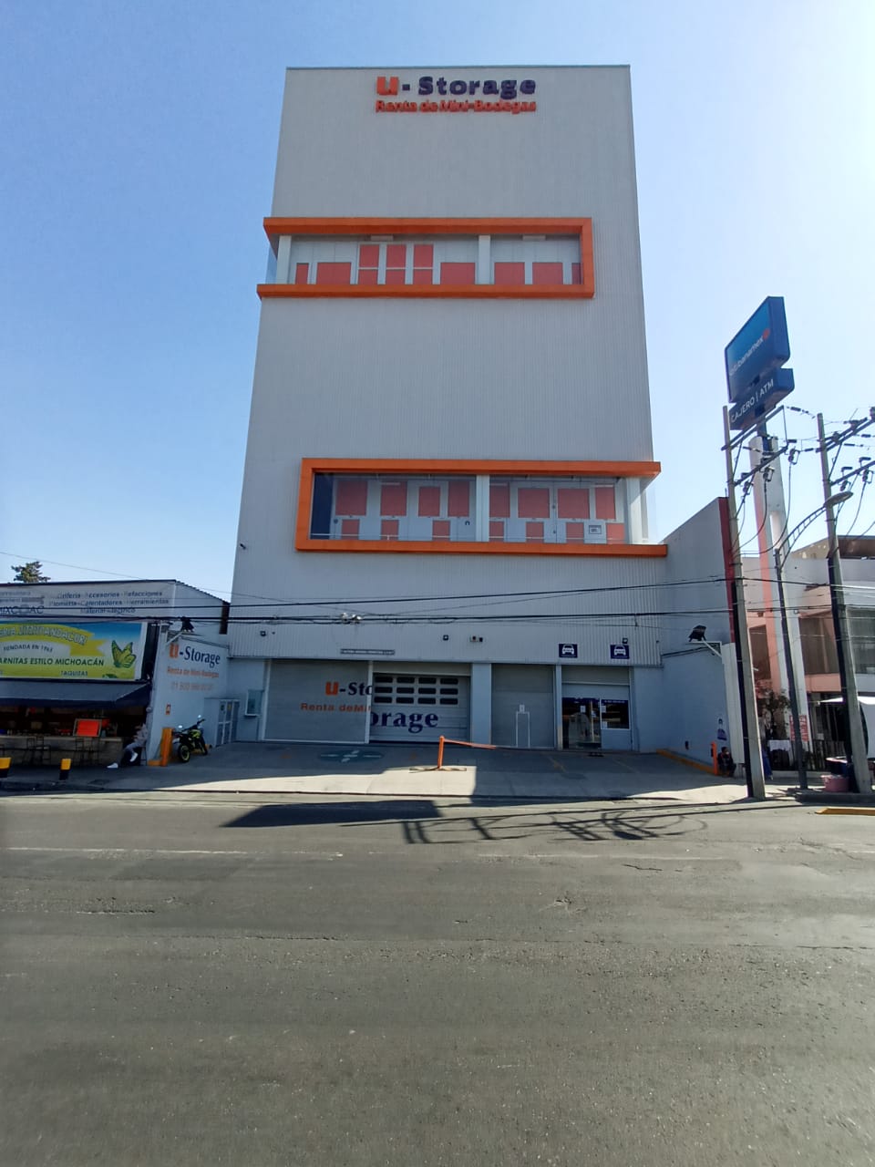 U-Storage Revolución cover