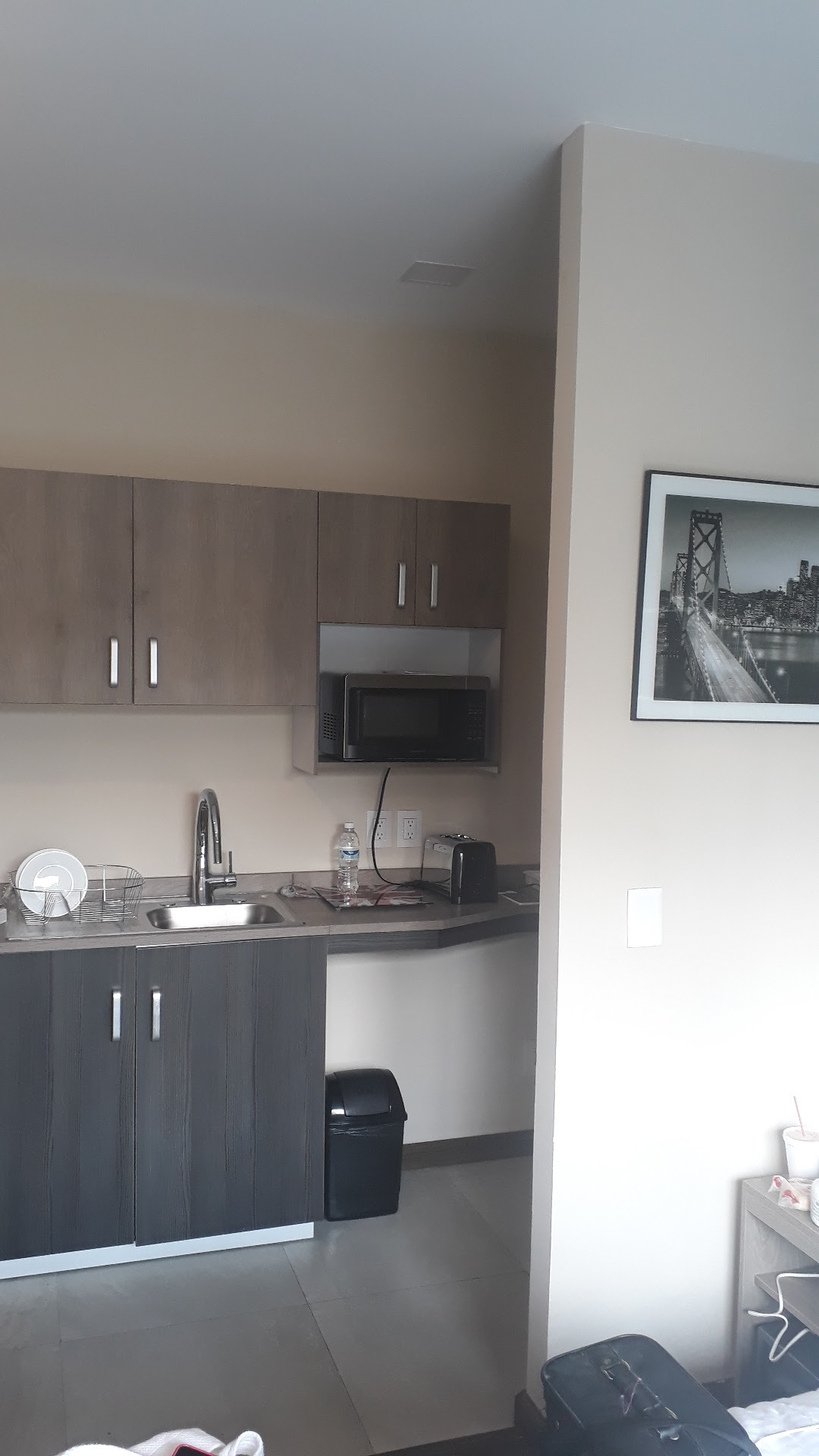 Capital's Luxury Apartments gallery 4