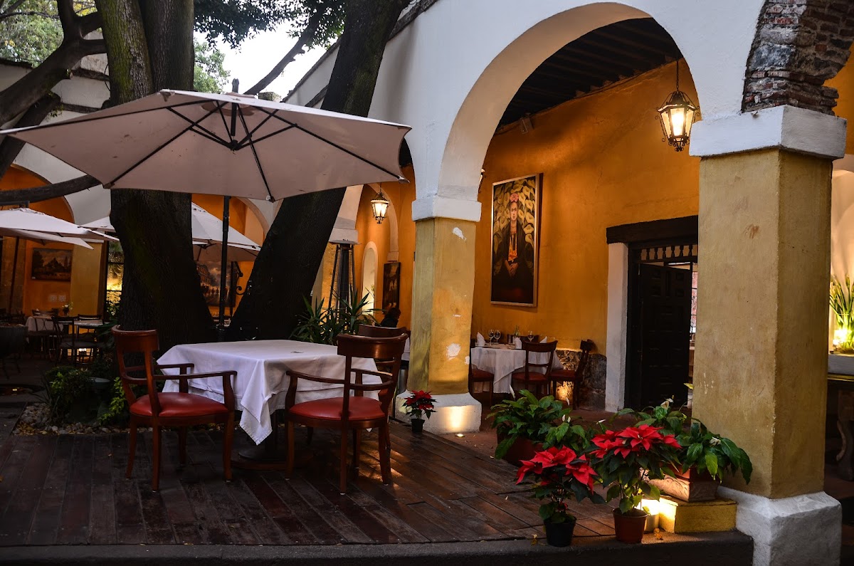 Los Camilos gallery 5