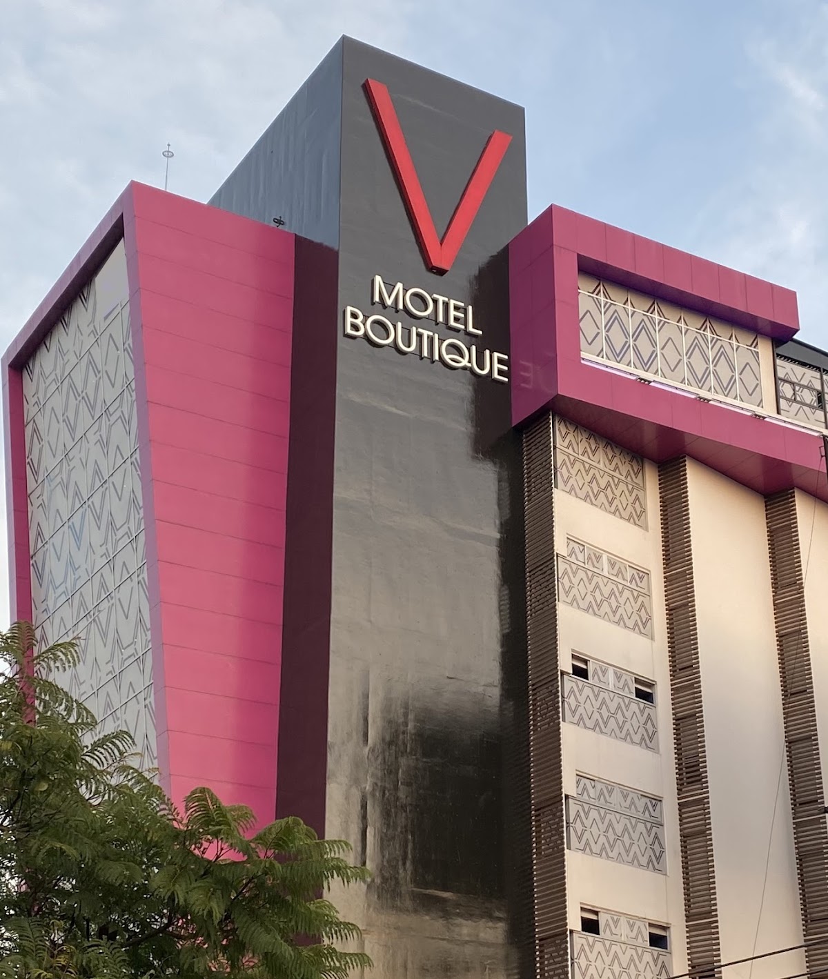 V Motel Boutique gallery 6