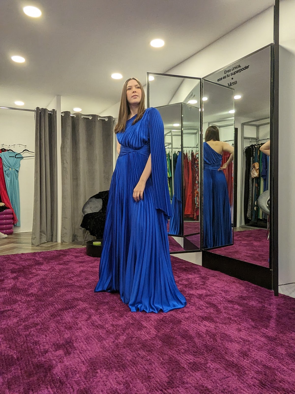 Mena | Renta de Vestidos Largos de Fiesta, Noche y Boda gallery 6