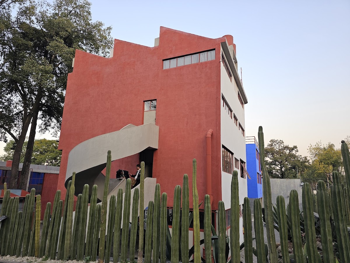 Museo Casa Estudio Diego Rivera y Frida Kahlo gallery 6