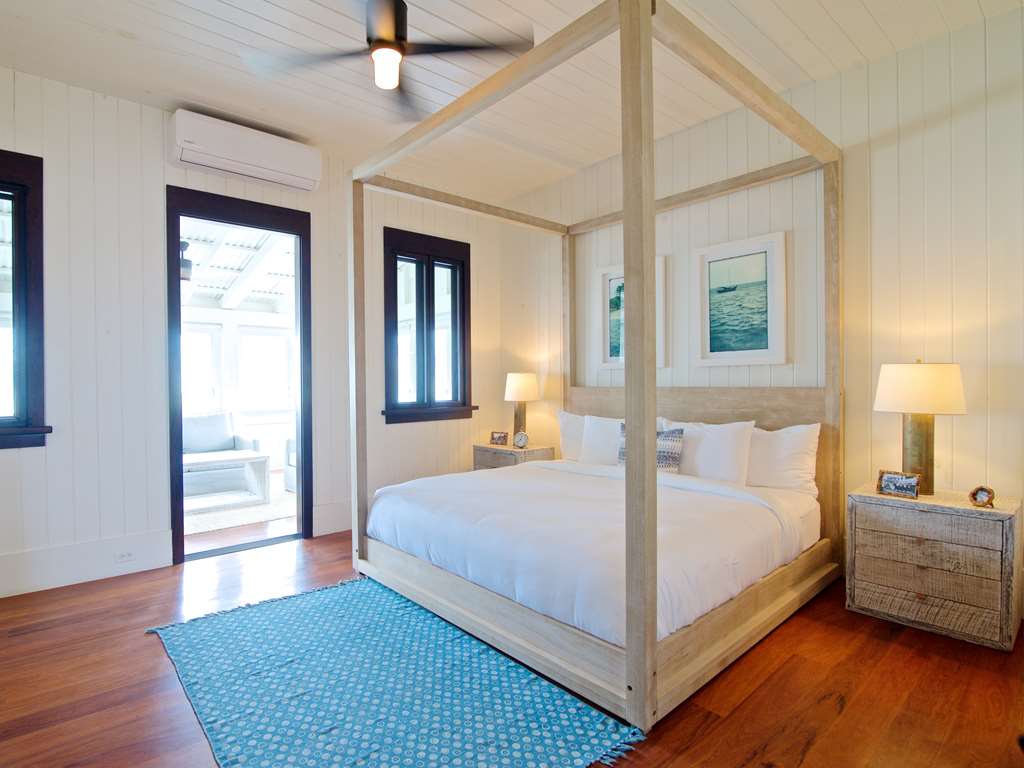 Mahogany Bay Resort & Beach Club, Curio Collection by Hilton gallery 10