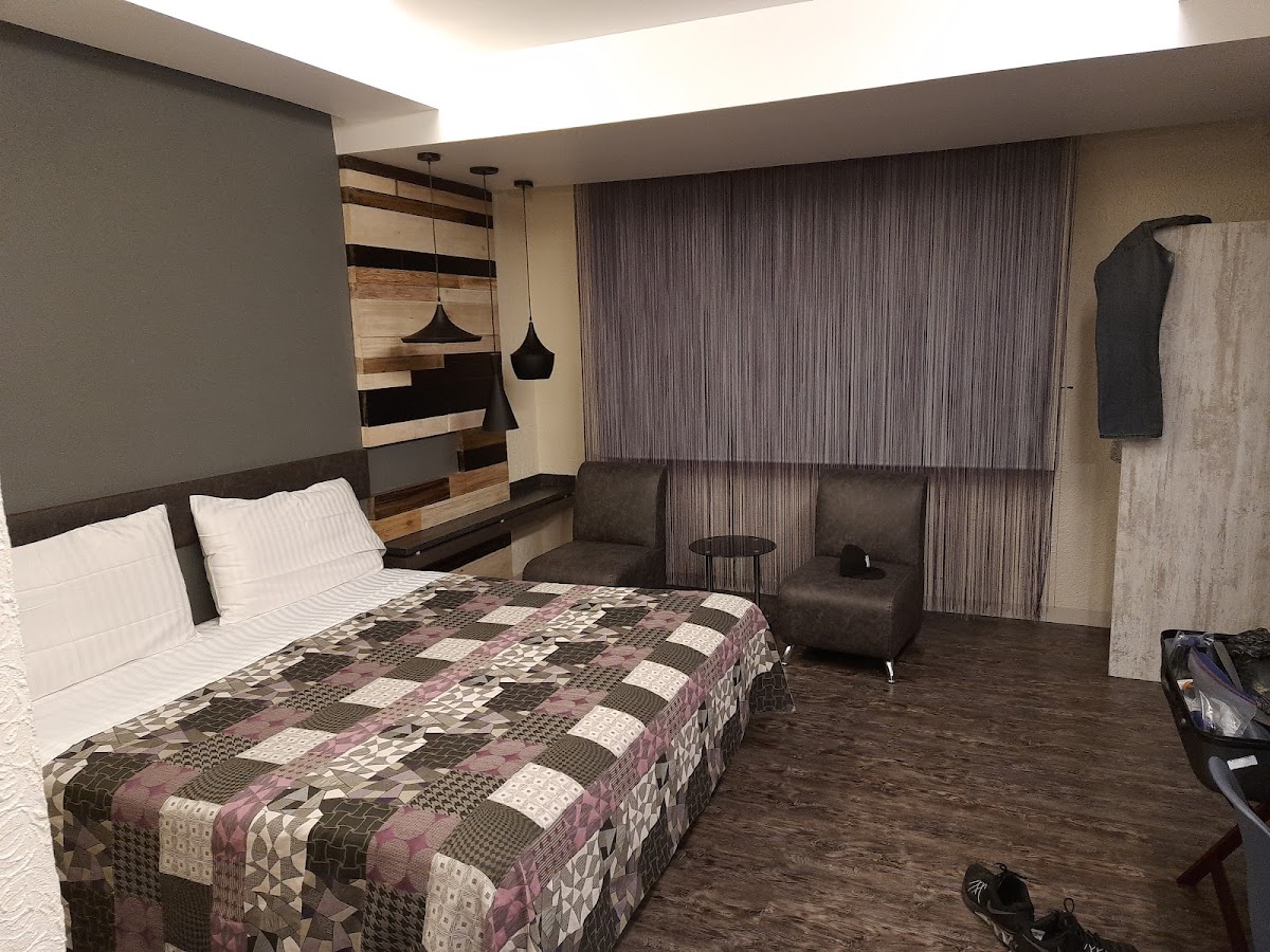 Hotel La Luna gallery 2