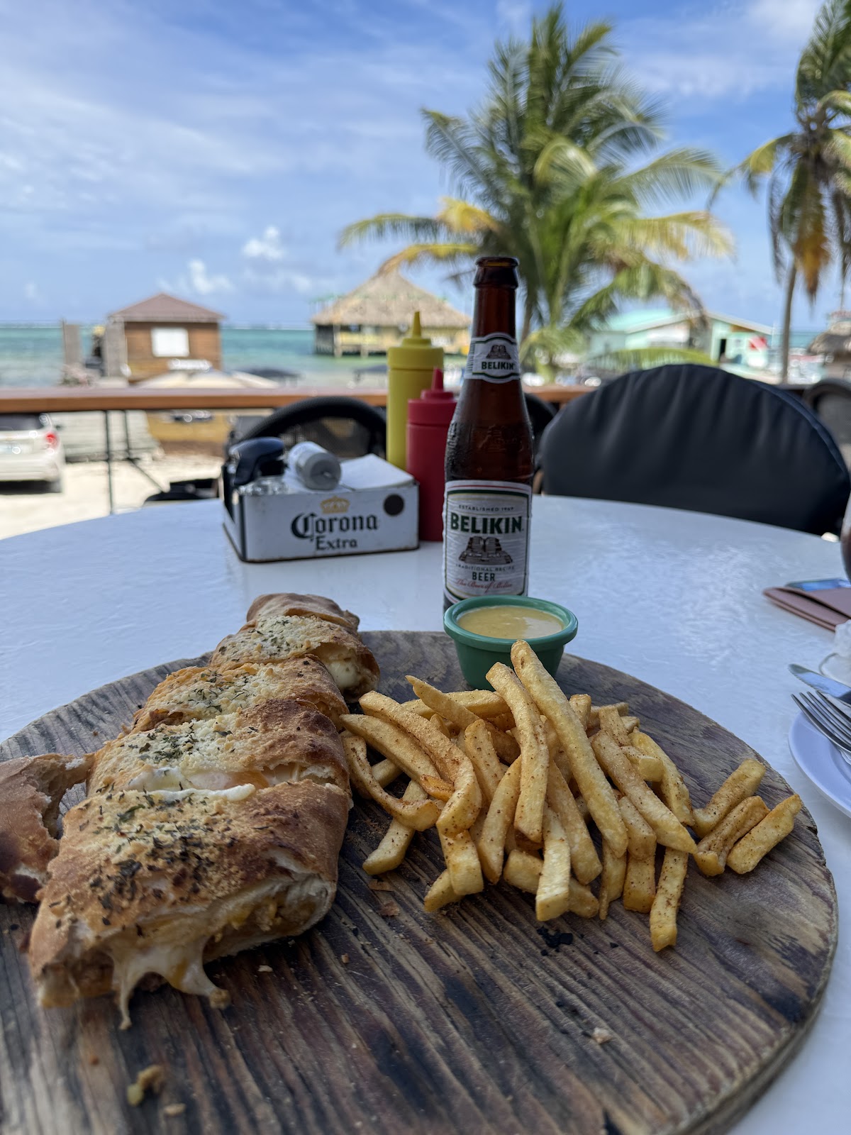 Sandbar Beachfront Restaurant and Bar gallery 7