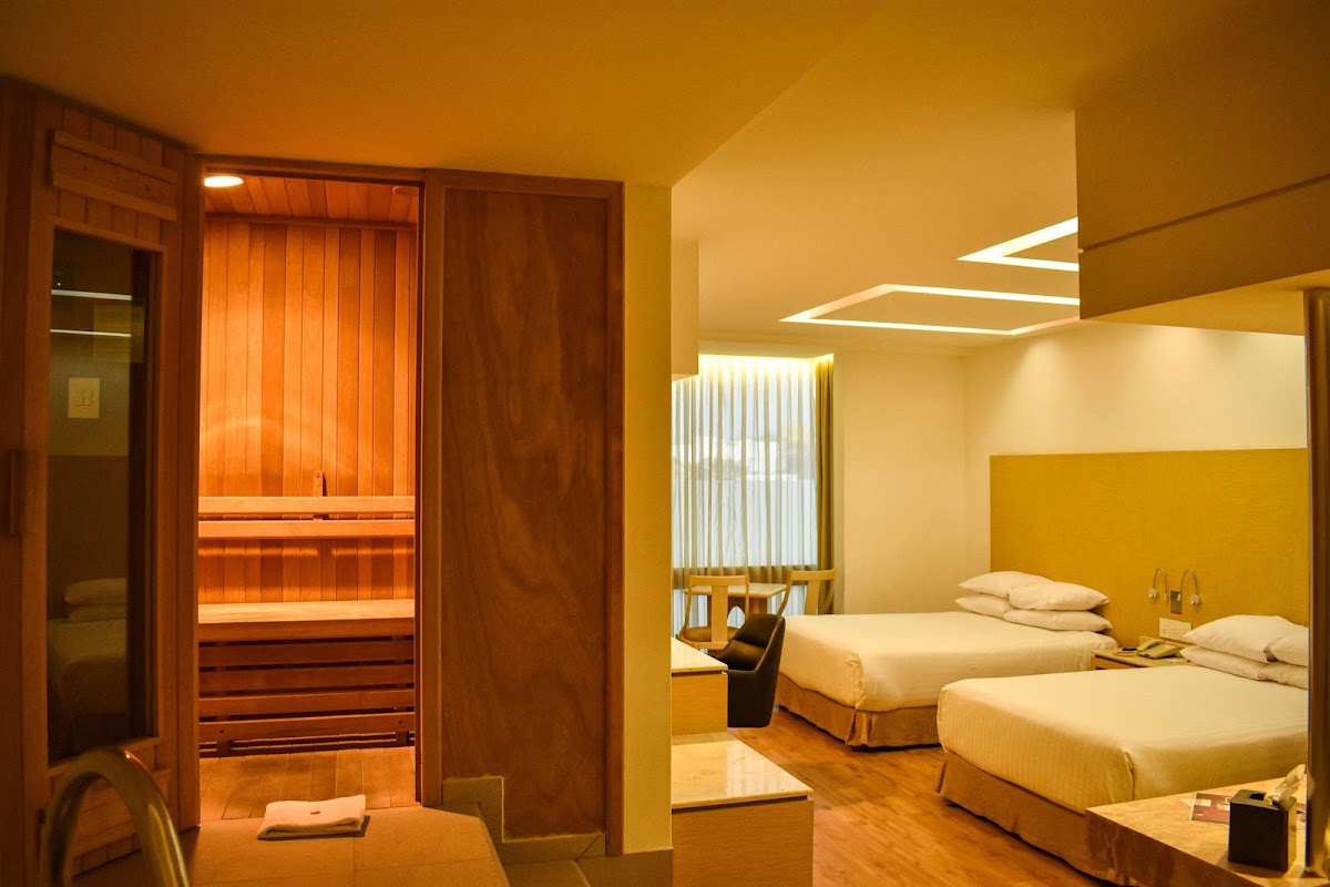 Ramada by Wyndham Mexico City Santa Fe gallery 9