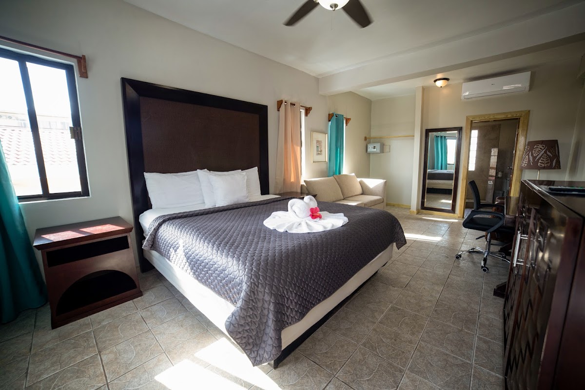 Corona Del Mar Hotel gallery 7