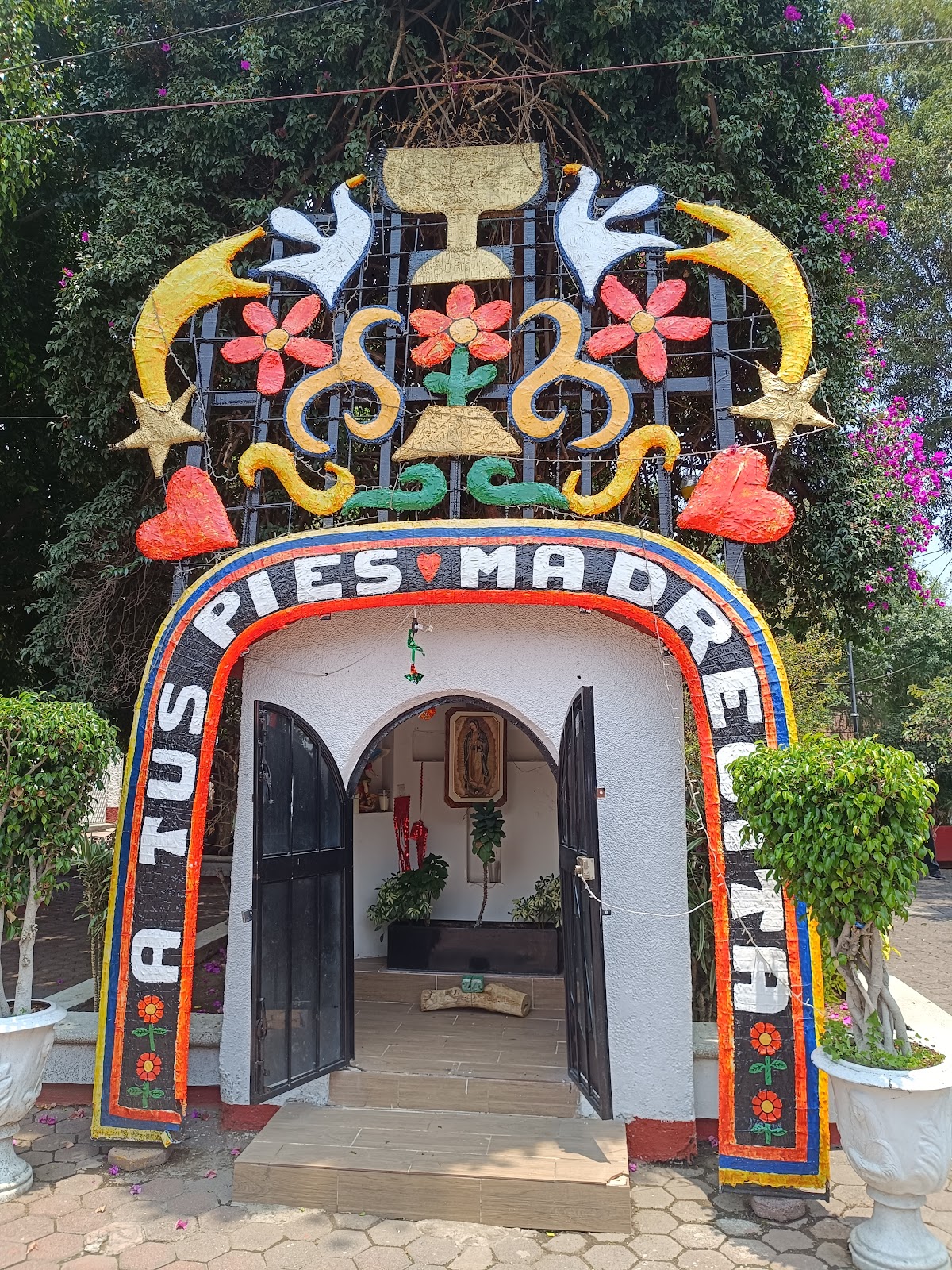 Las Trajineras gallery 8