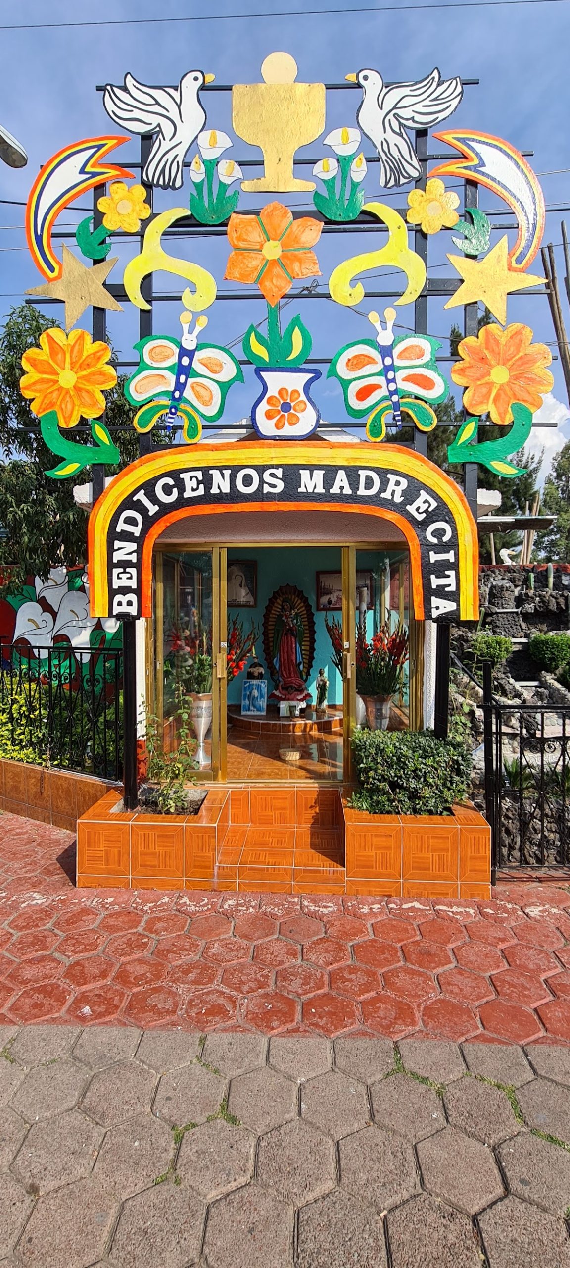 Magical Xochimilco Trajineras gallery 4