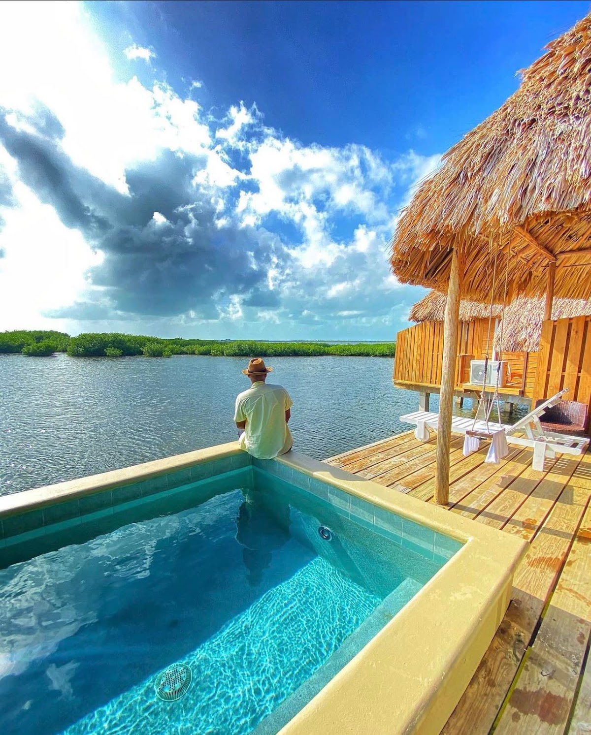 Lina Point Overwater Resort gallery 3