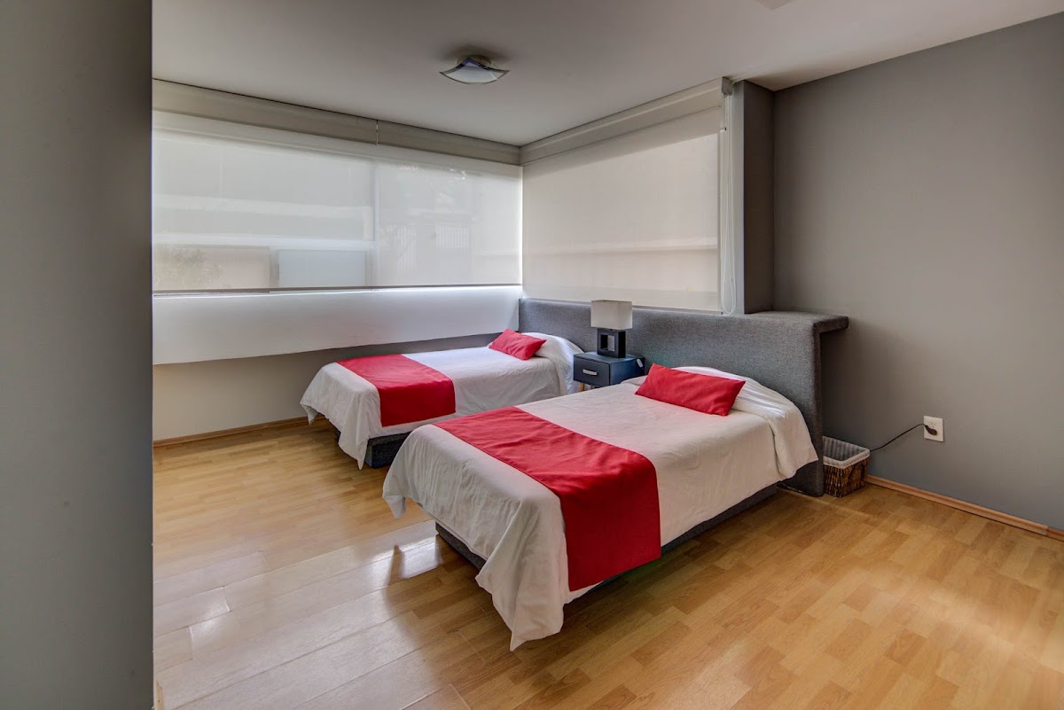Grupo Kings Suites Magnolia 93 gallery 2