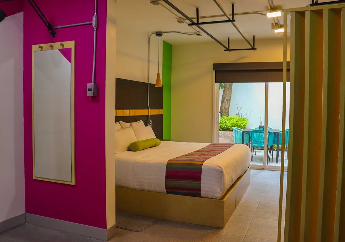 Hotel Vive MX, Trademark by Wyndham gallery 3