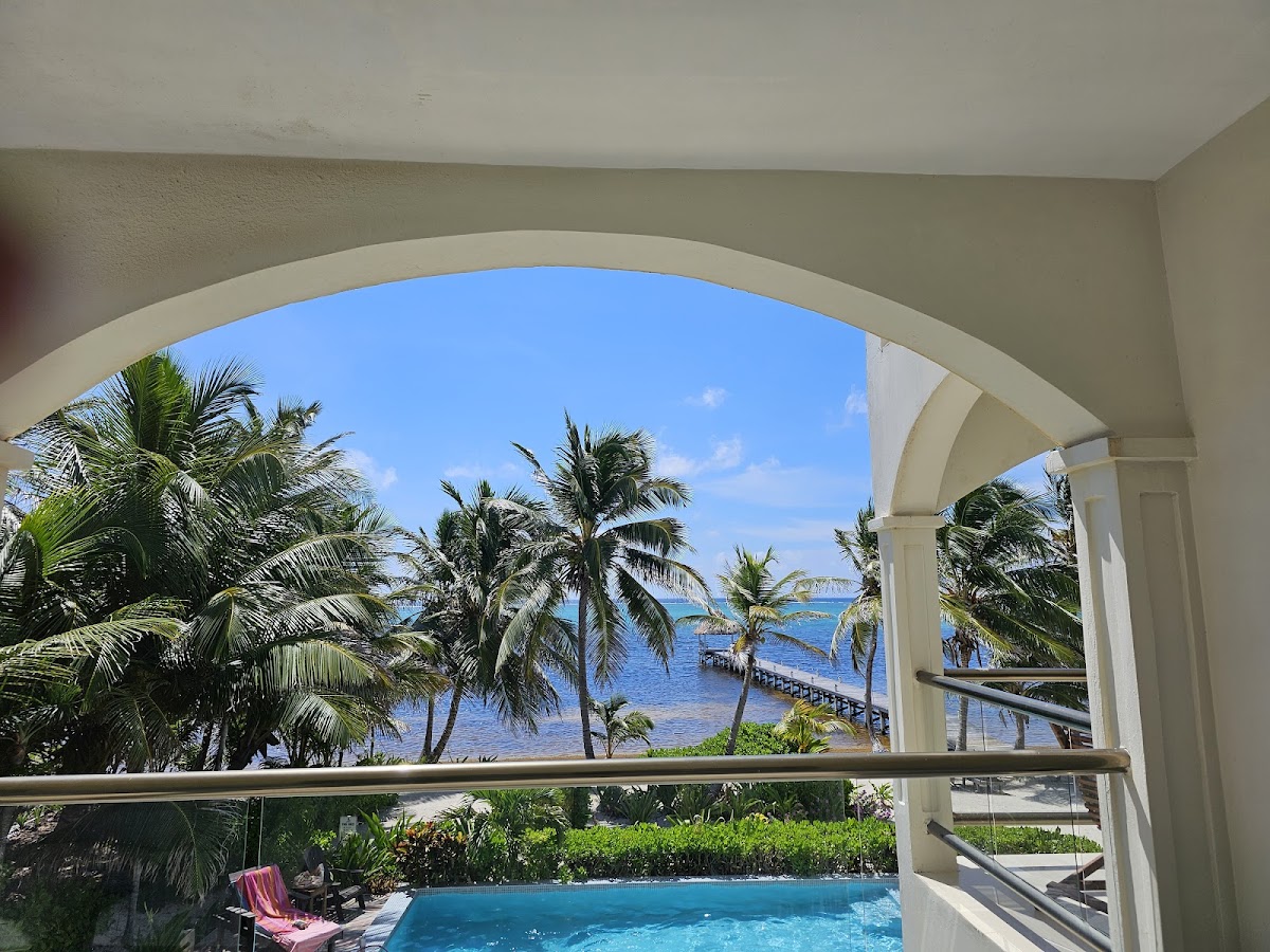 Blue Water Beach Villas by Vacasa gallery 3